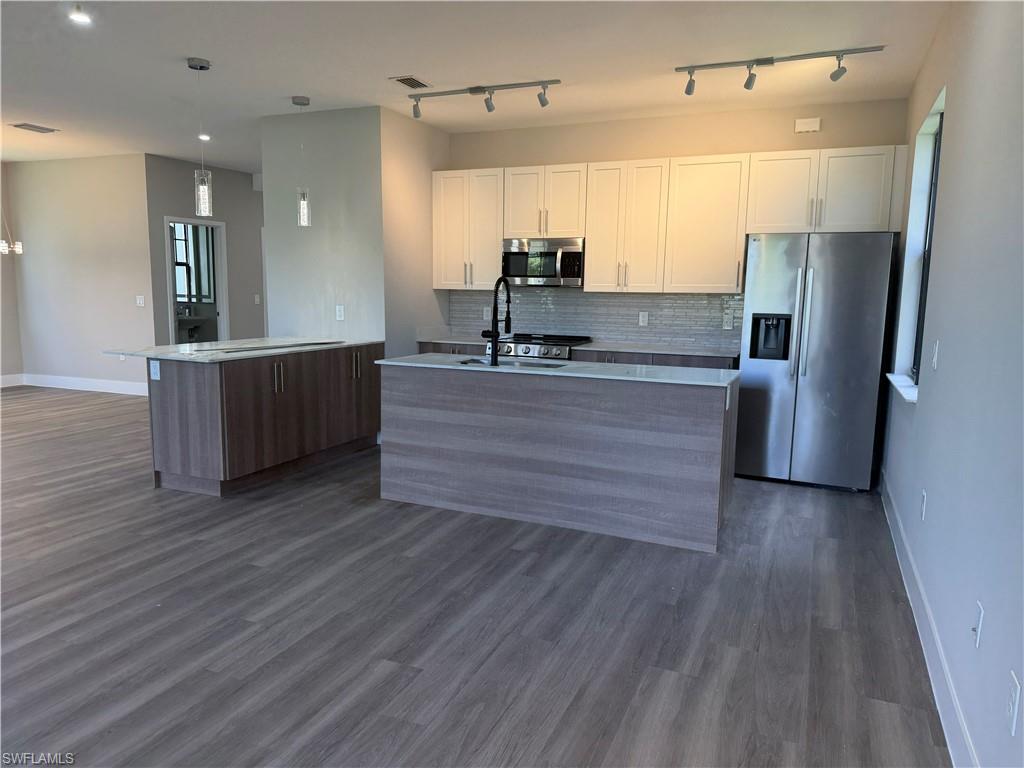 PORTOFINO - Residential Lease