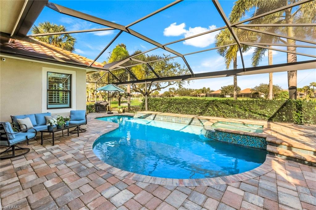 HOLLYBROOK - Residential