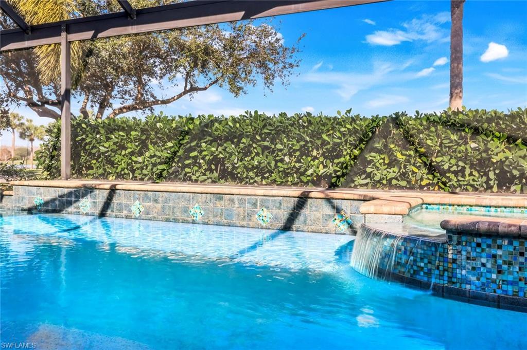 HOLLYBROOK - Residential