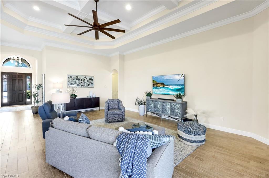 HOLLYBROOK - Residential