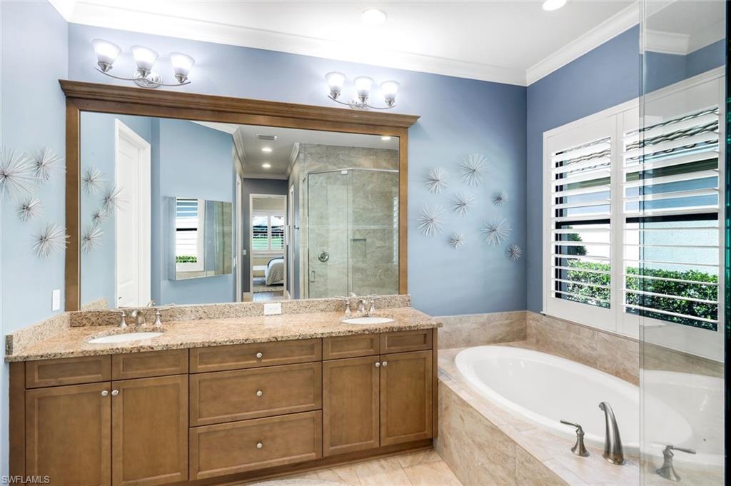 HOLLYBROOK - Residential