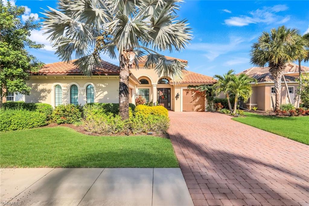 HOLLYBROOK - Residential