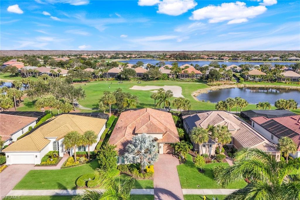 HOLLYBROOK - Residential