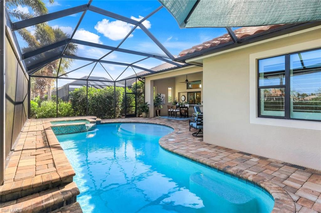 HOLLYBROOK - Residential