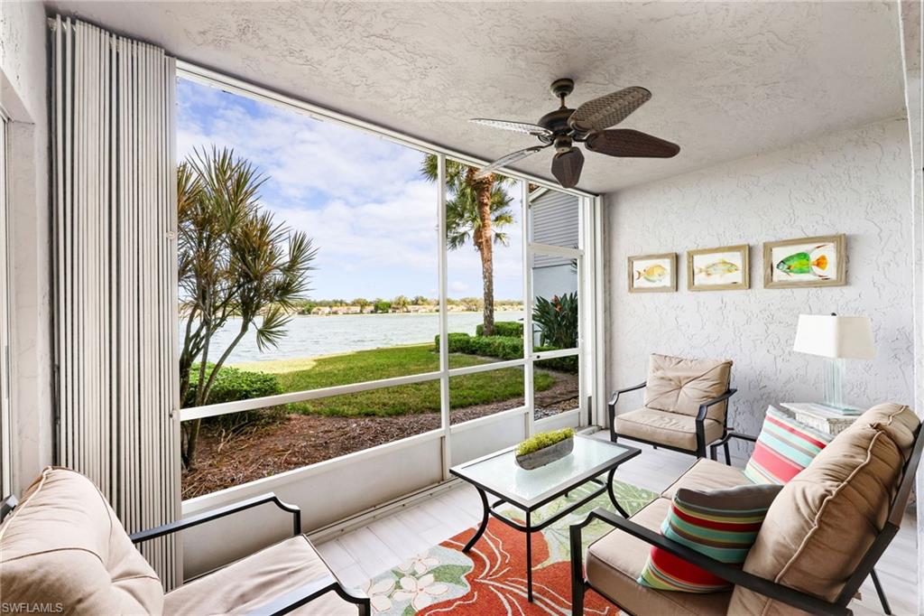 CARRIAGE HOMES AT LAKESIDE - Residential