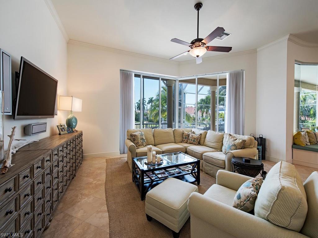 AQUALANE SHORES - Residential