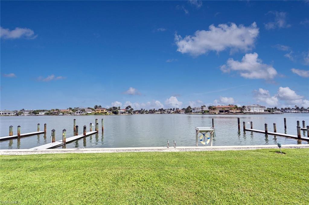 EXECUTIVE CLUB - Residential