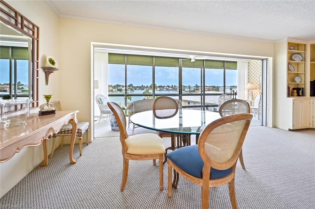 EXECUTIVE CLUB - Residential