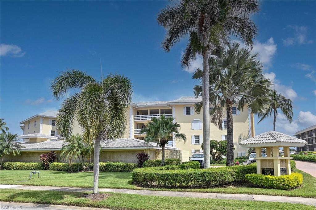 EXECUTIVE CLUB - Residential