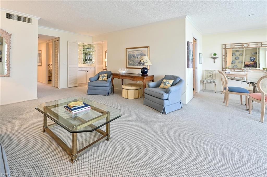 EXECUTIVE CLUB - Residential