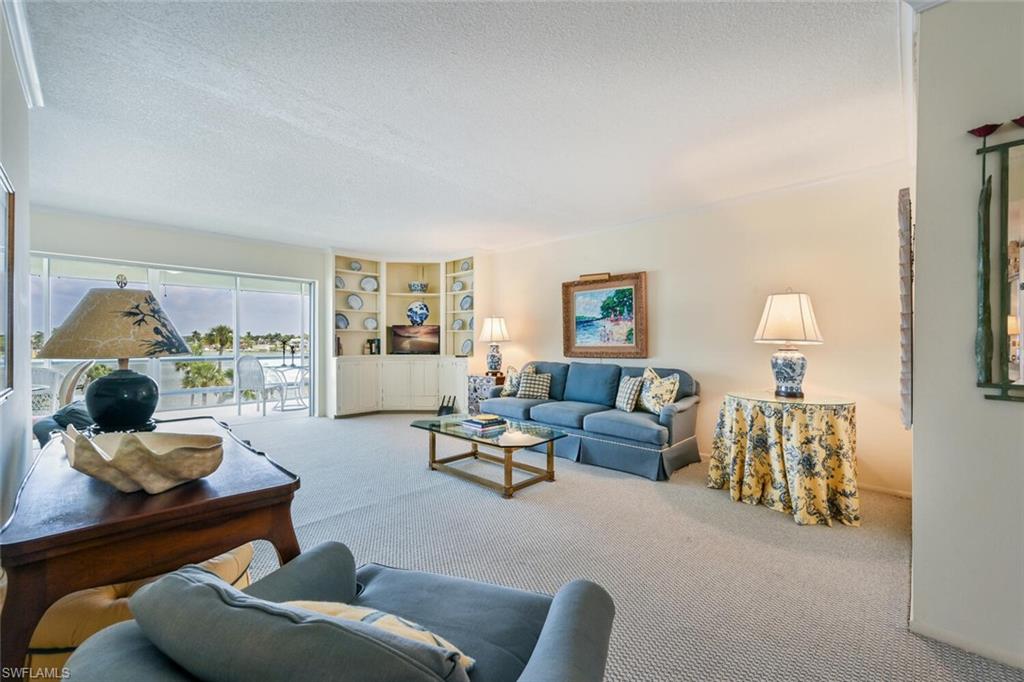 EXECUTIVE CLUB - Residential