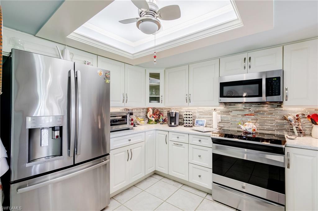 SEVEN LAKES - Residential