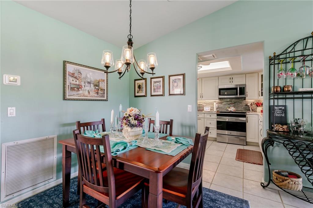 SEVEN LAKES - Residential