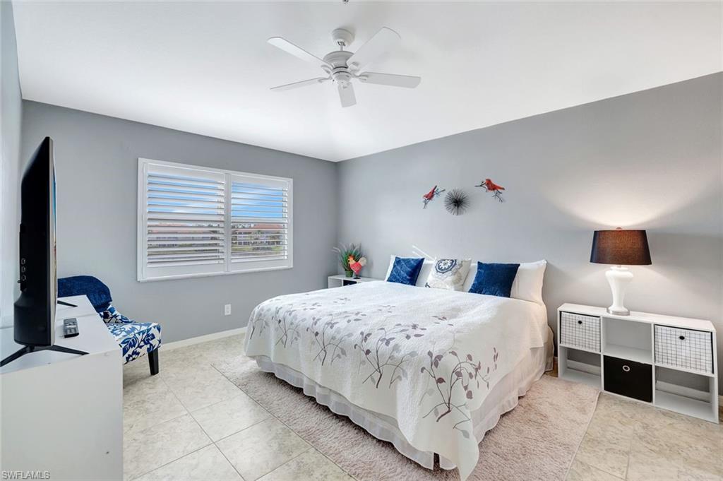 HUNTINGTON LAKES - Residential