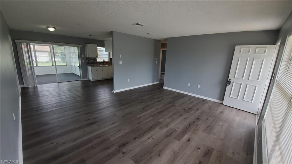 GULF COVE - Residential