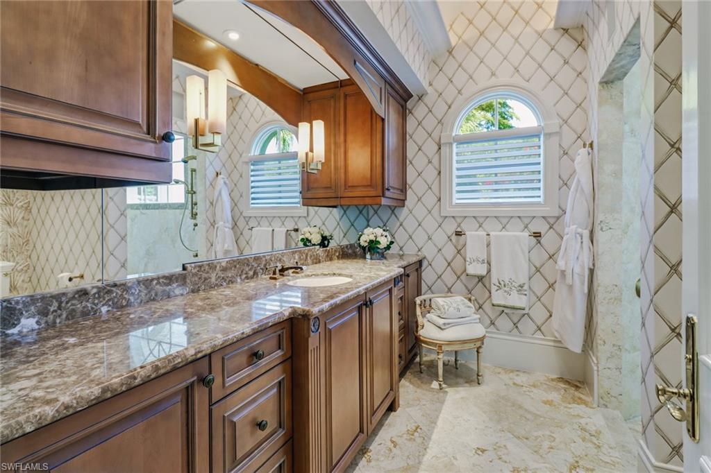 QUAIL WEST - Residential