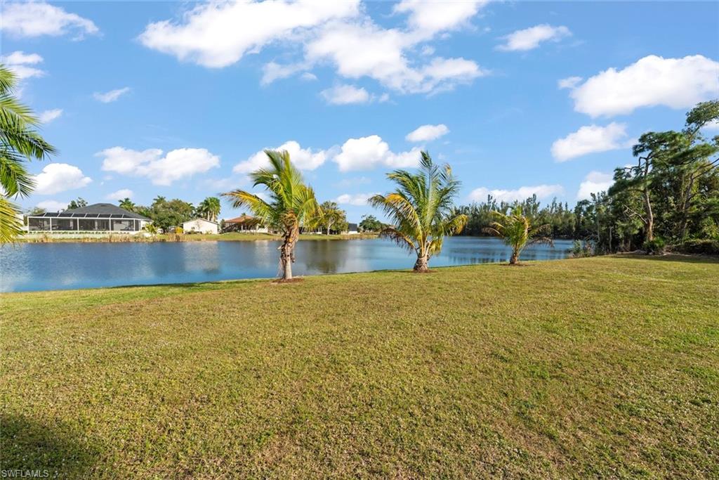 CHARLOTTE SHORES - Residential