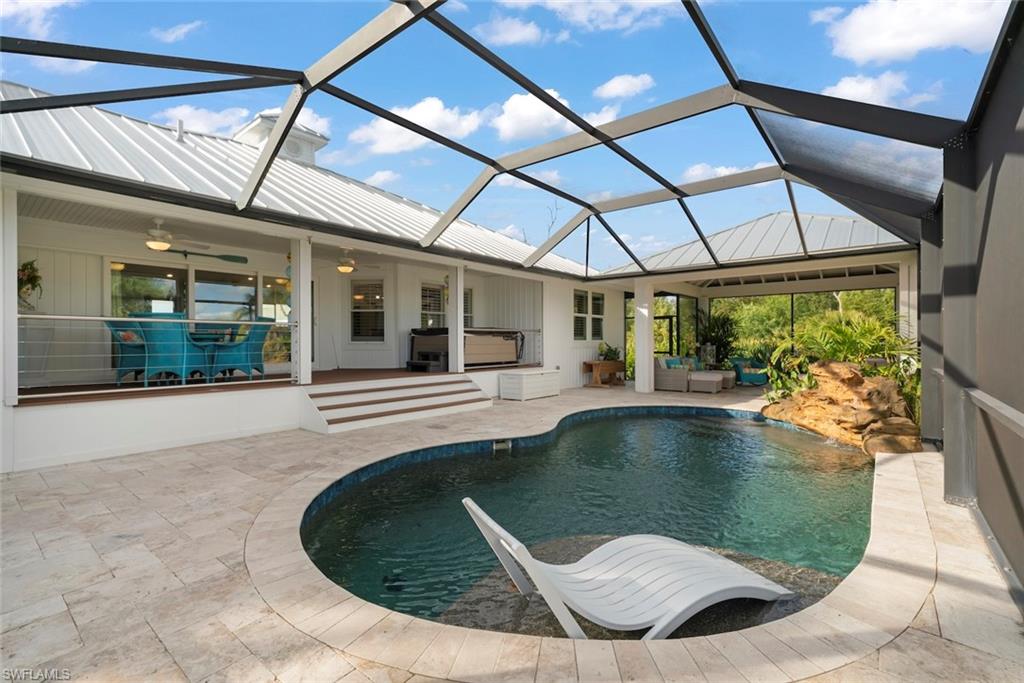 CHARLOTTE SHORES - Residential