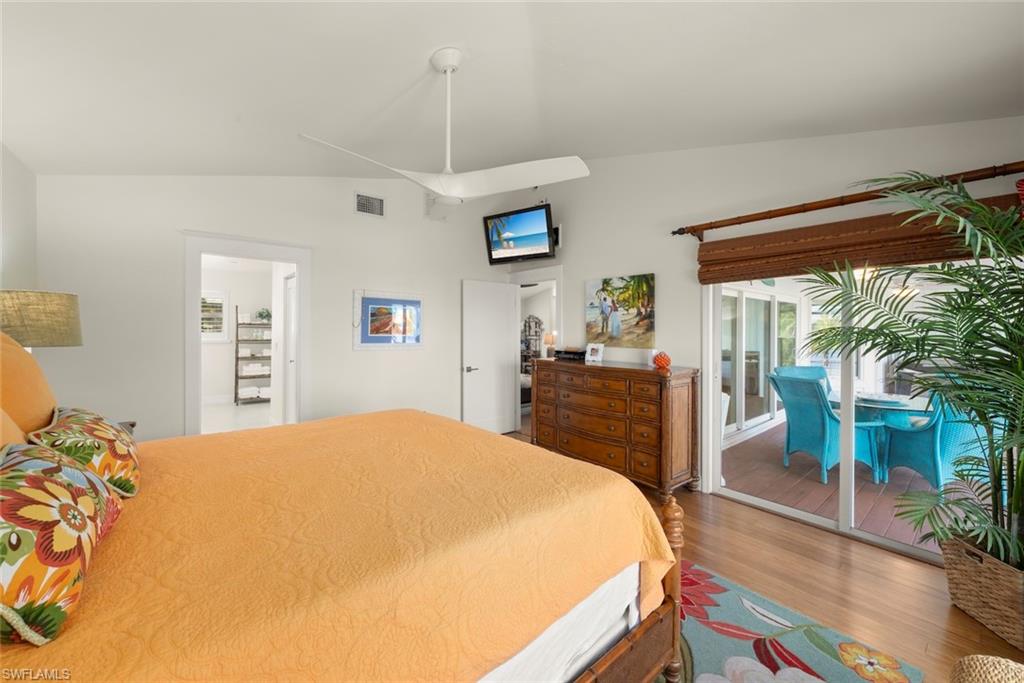 CHARLOTTE SHORES - Residential