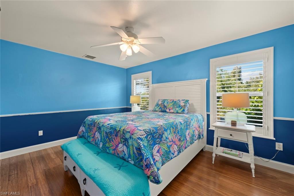 CHARLOTTE SHORES - Residential