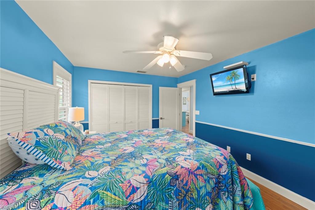 CHARLOTTE SHORES - Residential