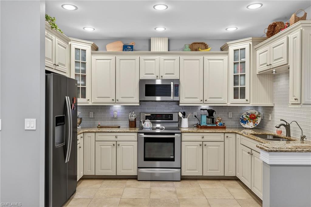 OLDE NAPLES - Residential