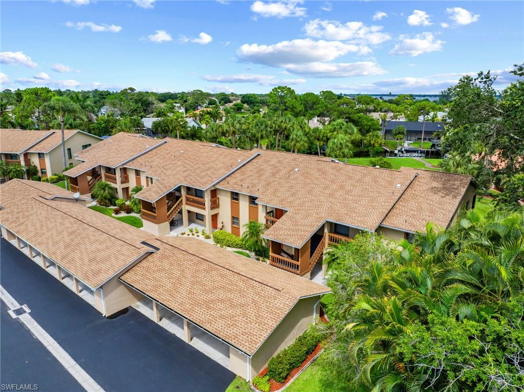 YACHTSMANS COVE - Residential