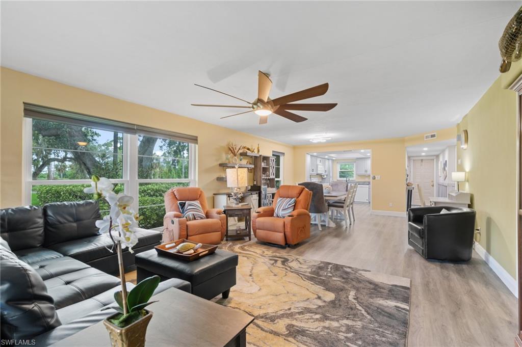 YACHTSMANS COVE - Residential