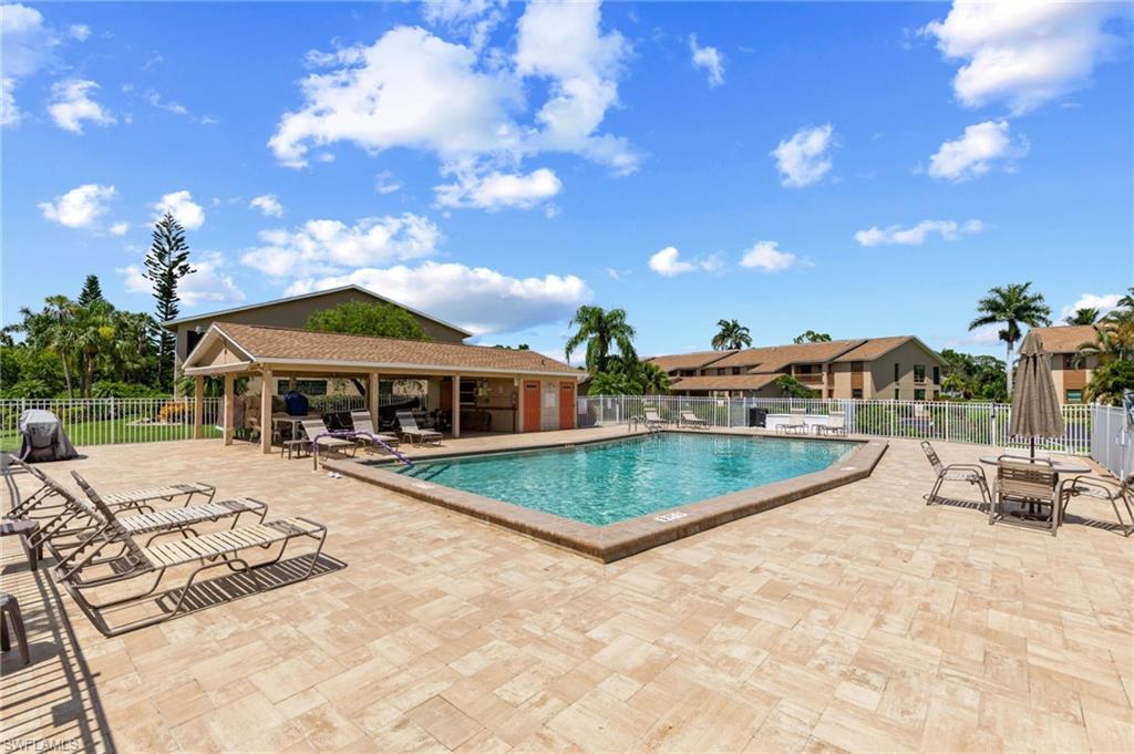 YACHTSMANS COVE - Residential