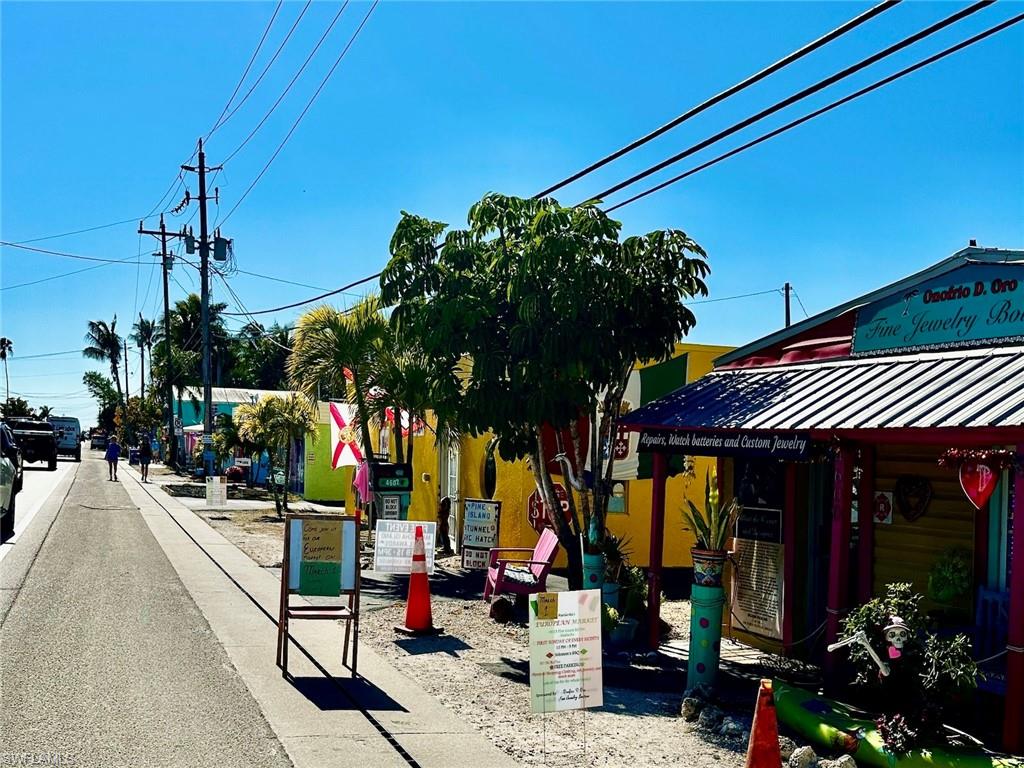 ISLAND HARBORS - Residential