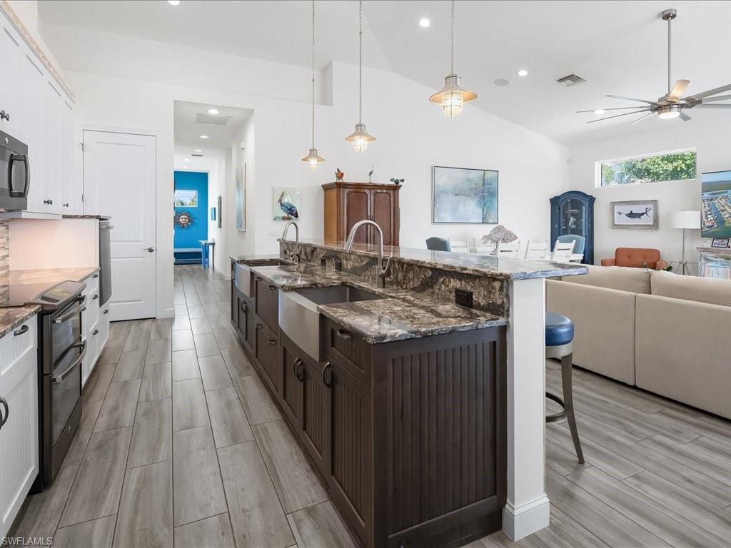 ISLAND HARBORS - Residential