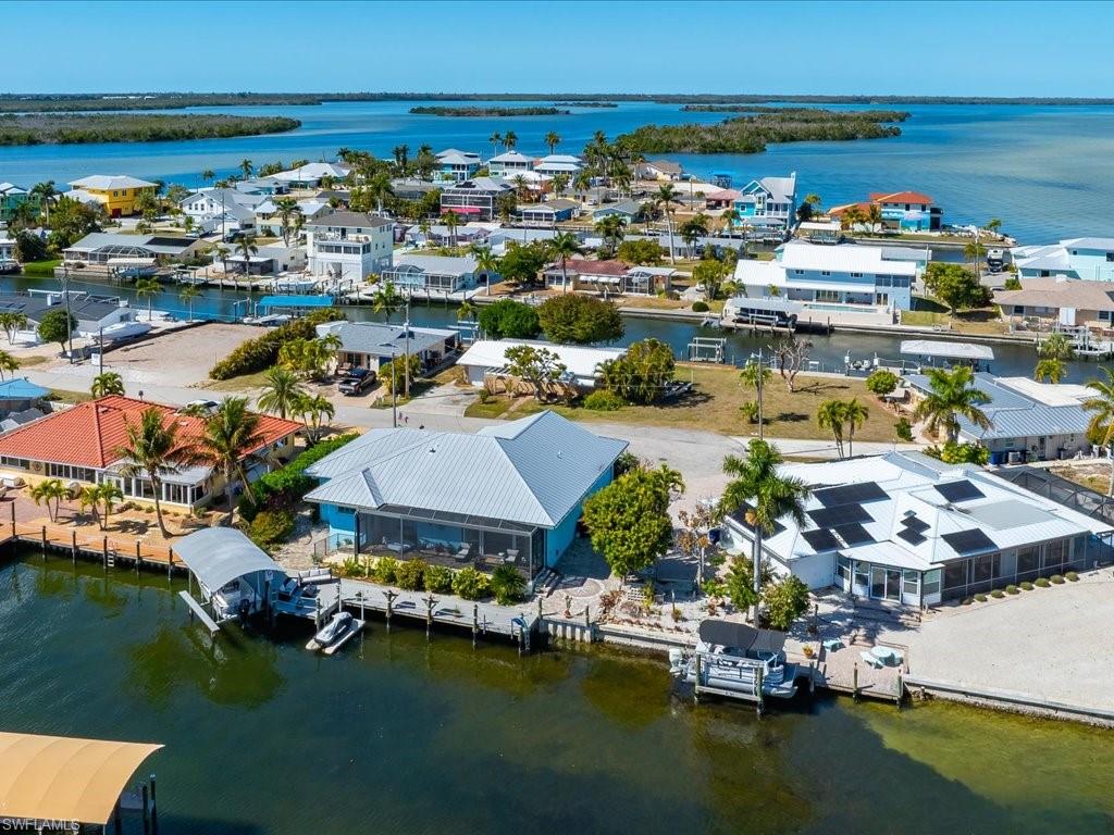 ISLAND HARBORS - Residential