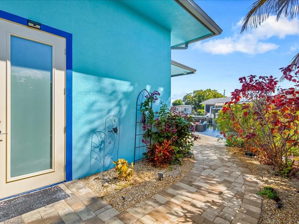 ISLAND HARBORS - Residential