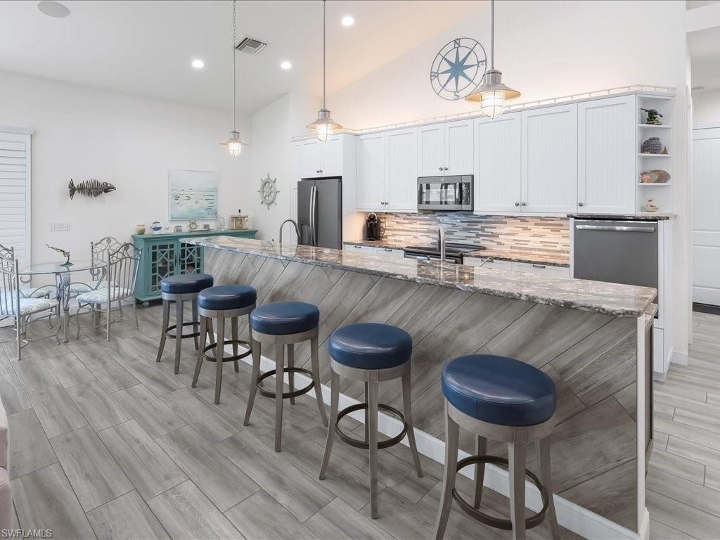 ISLAND HARBORS - Residential