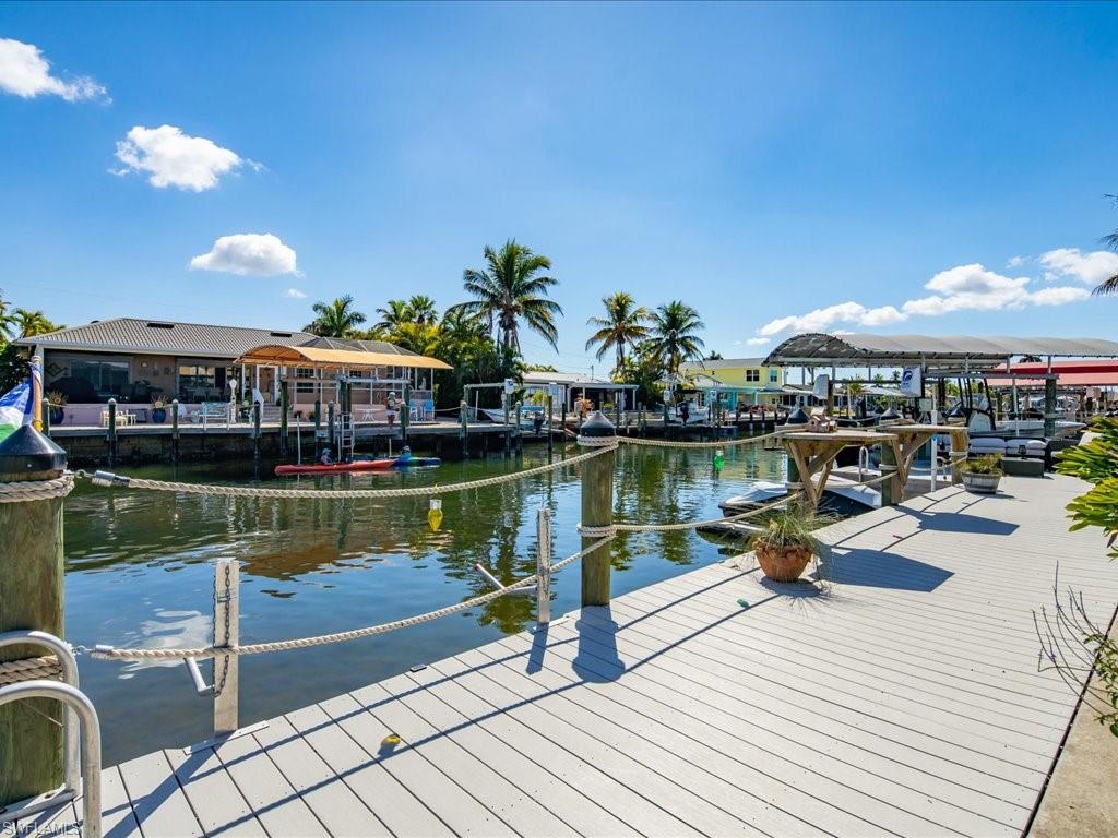 ISLAND HARBORS - Residential