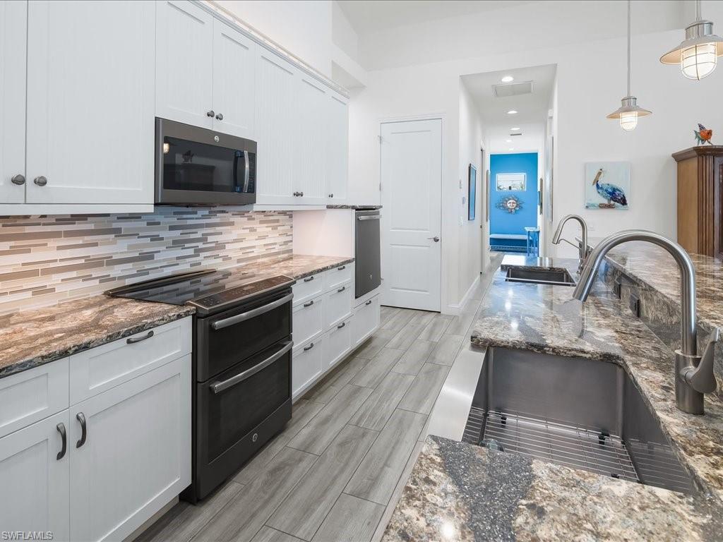 ISLAND HARBORS - Residential