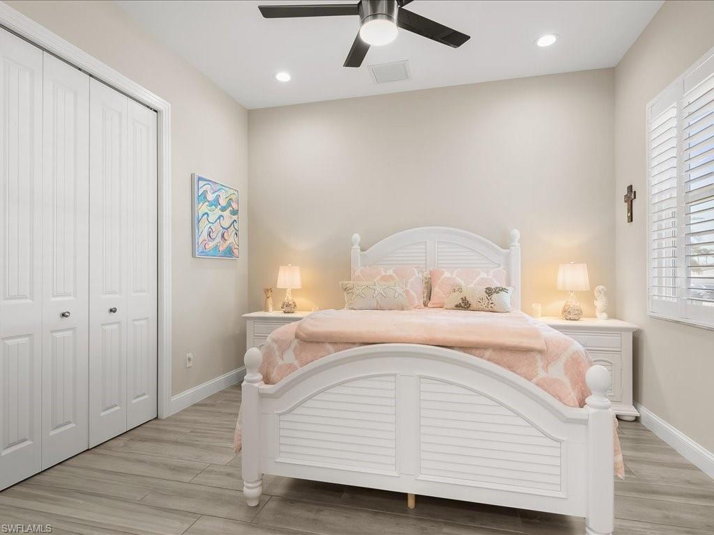 ISLAND HARBORS - Residential