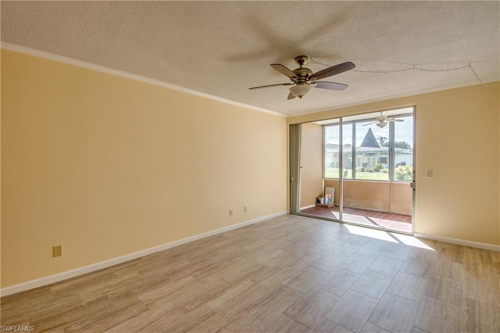 COUNTRY CLUB ESTATES - Residential