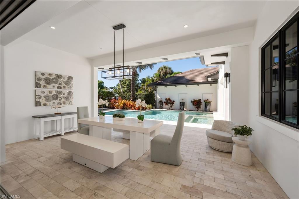 MOORINGS - Residential