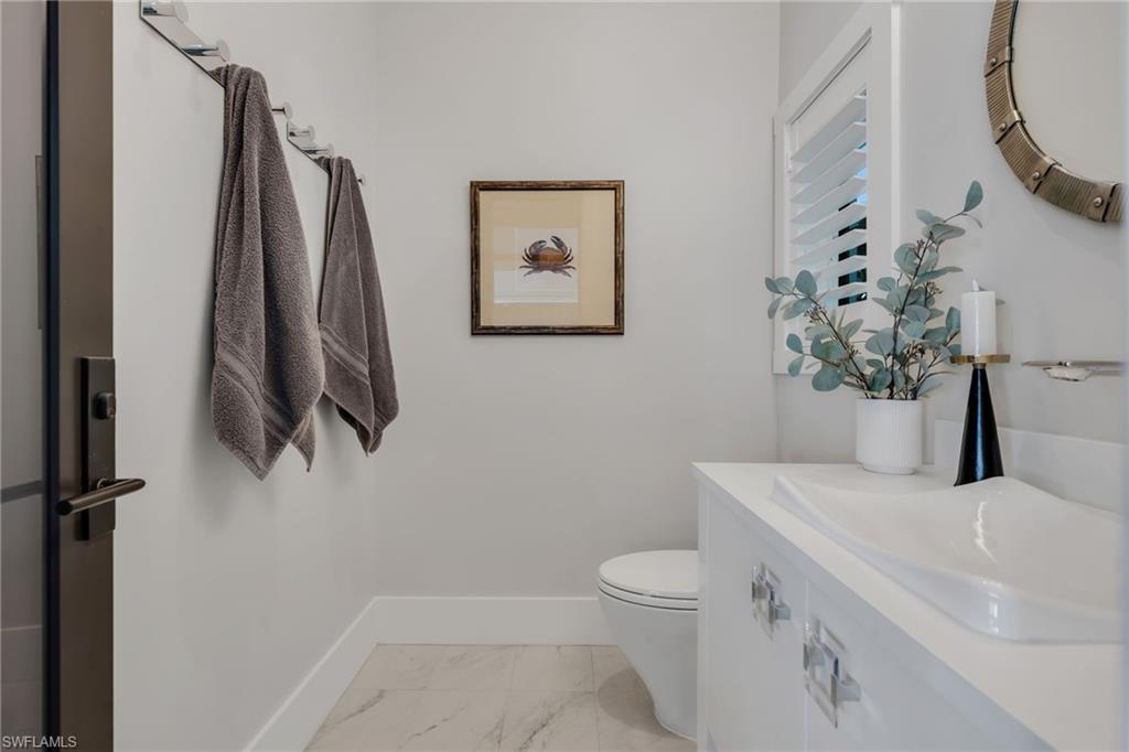 MOORINGS - Residential