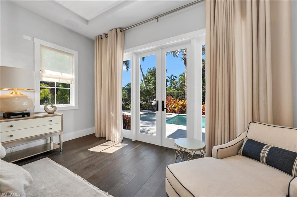 MOORINGS - Residential