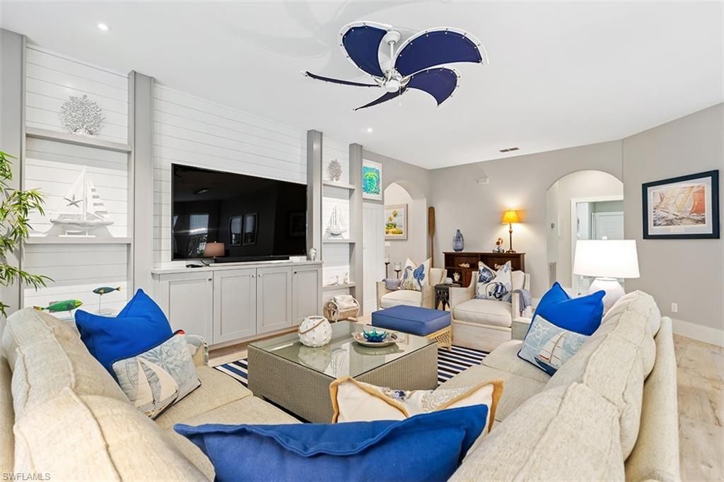 THE COLONY AT HAWKSRIDGE - Residential