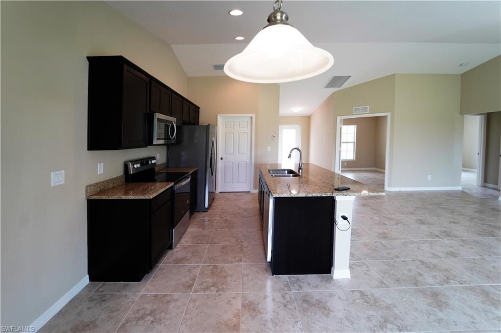 CAPE CORAL - Residential Lease