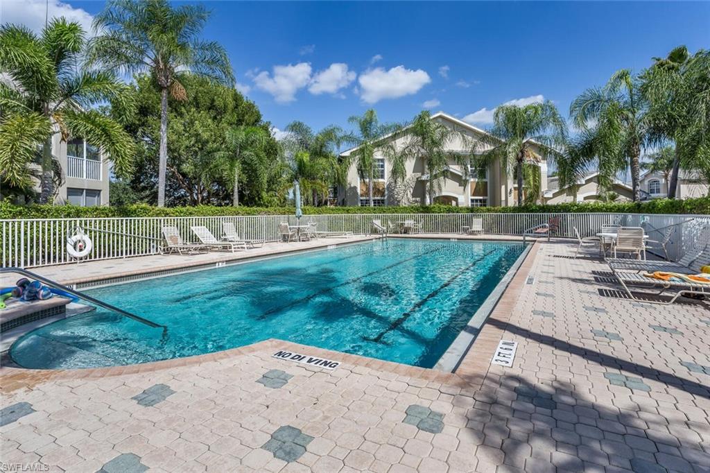 WILLOWBROOK - Residential