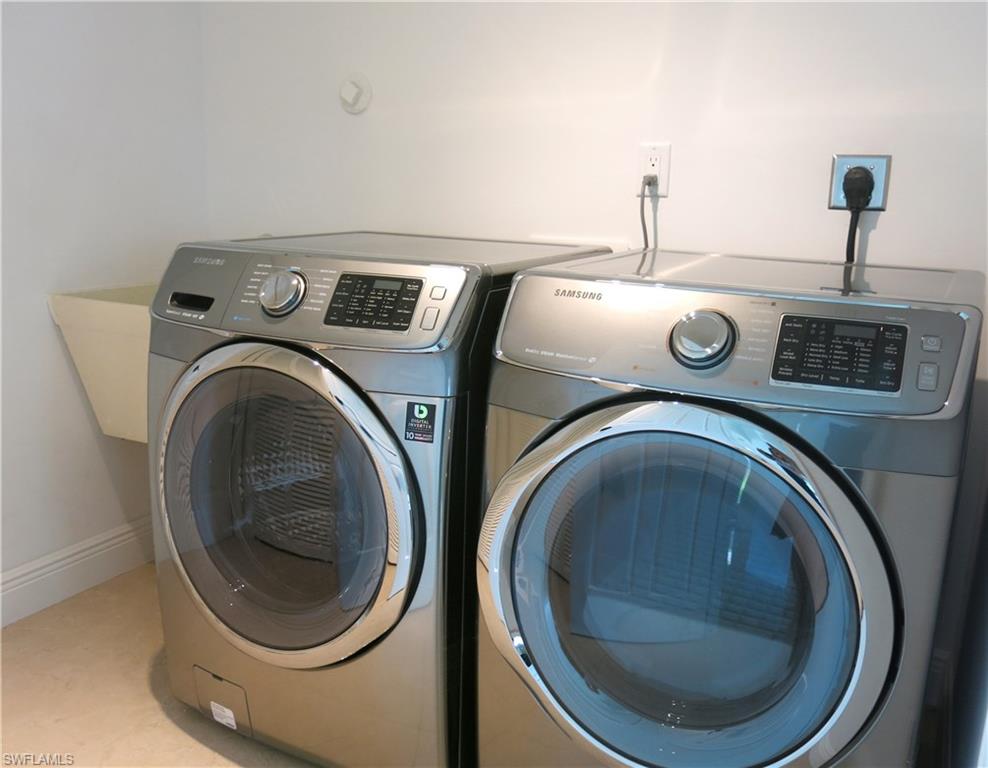 REGENT PARK - Residential