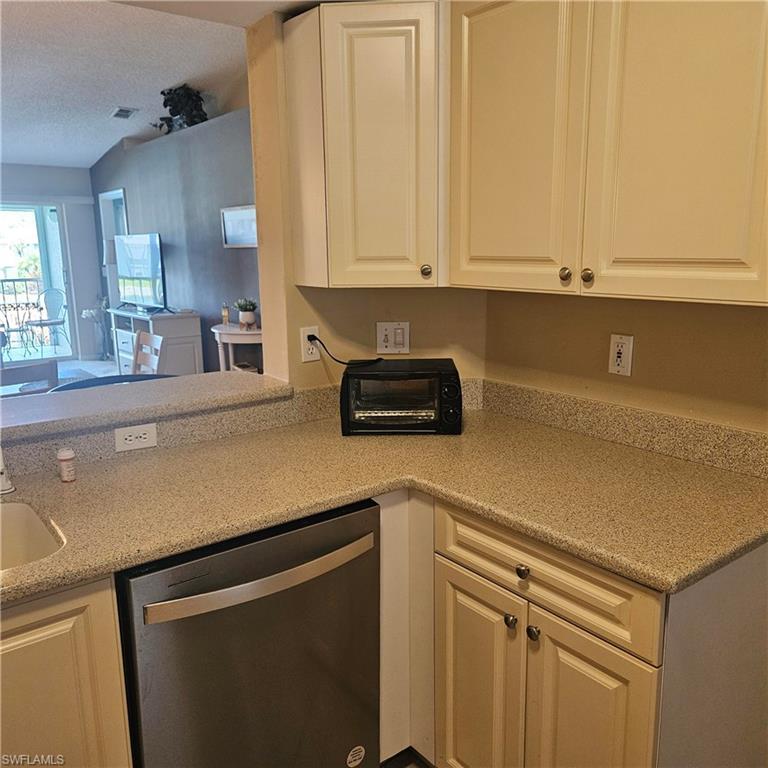 NEW WATERFORD - Residential