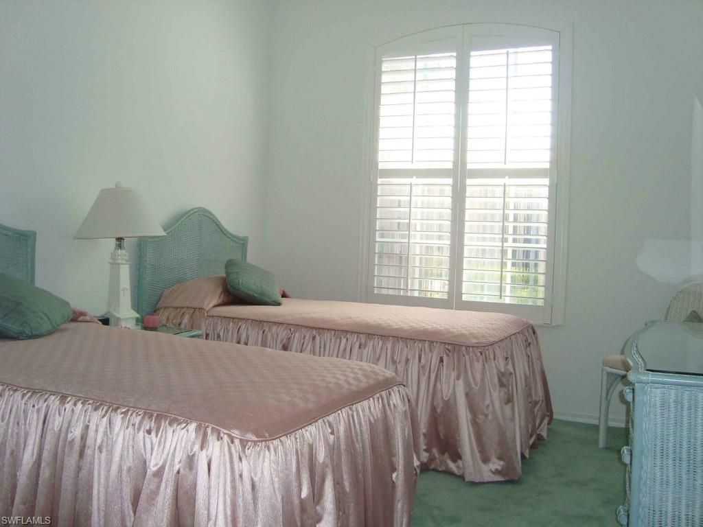 HUNTERS RIDGE - Residential