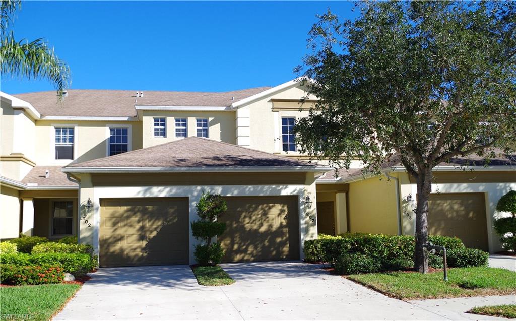 CALUSA PALMS - Residential