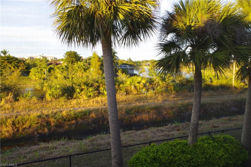 CALUSA PALMS - Residential