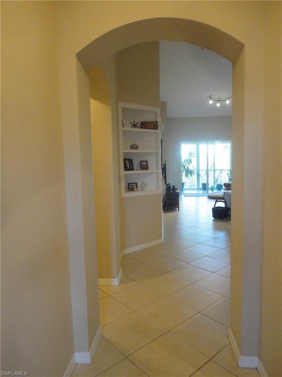 CALUSA PALMS - Residential